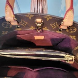 Montaigne Louis Vuitton crossbody bag